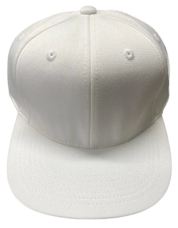 A white hat is shown with no logo.